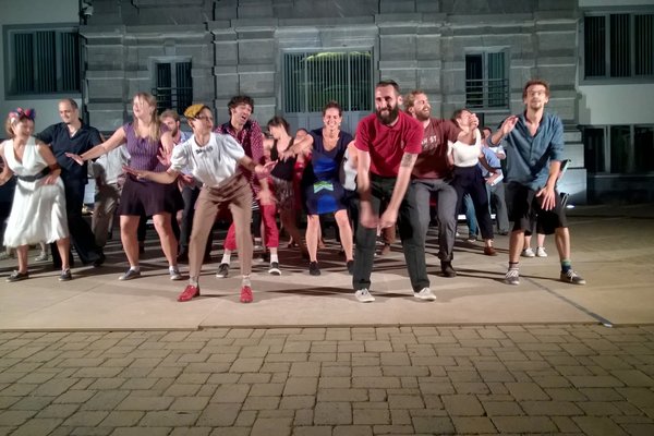 Nch sem 1 lindy hop 3.jpg